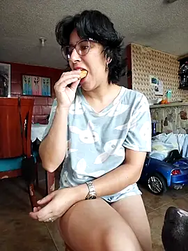 Im Alma  online show from 01/23/25, 01:35