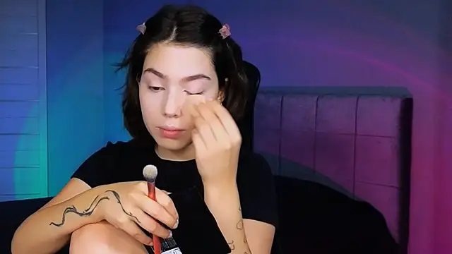 Stacy Gonzales  online show from 09/20/25, 09:21