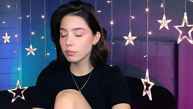 Stacy Gonzales  online show from 10/10/25, 08:35