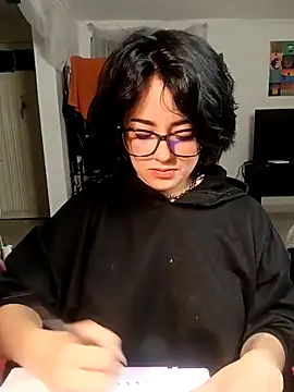 Lin-cute online show from 03/12/25, 08:51