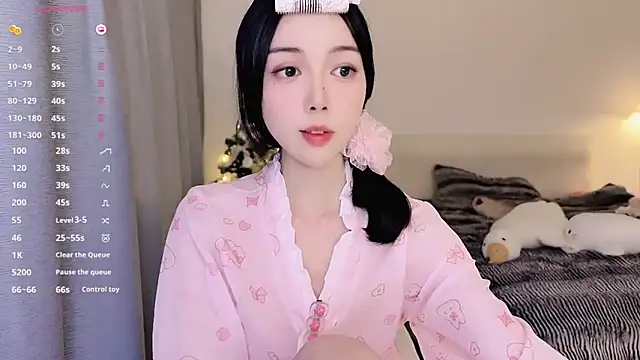 Fish   online show from 02/02/25, 01:41