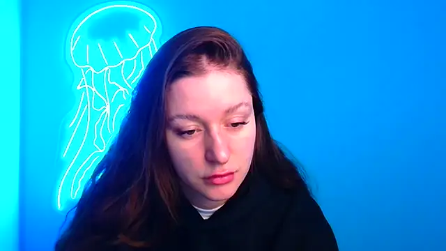 Snapshot of Fantasy_July chatting on 12/16/24, 06:32 Fantasy July online show from 12/16/24, 06:32