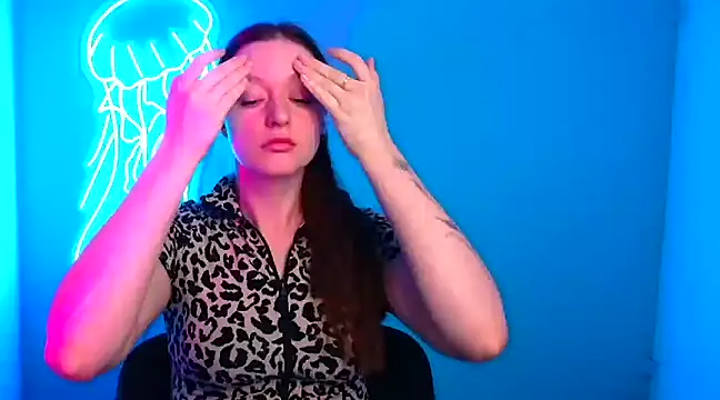 Snapshot of Fantasy_July chatting on 12/18/24, 10:19 Fantasy July online show from 12/18/24, 10:19