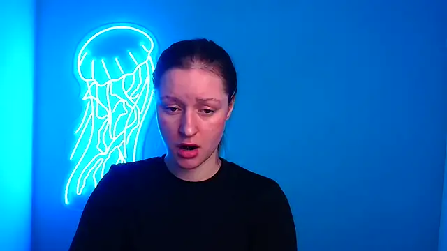 Snapshot of Fantasy_July chatting on 01/11/25, 10:19 Fantasy July online show from 01/11/25, 10:19