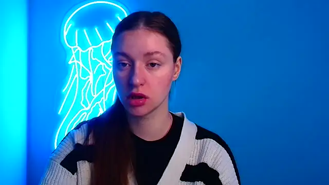 Snapshot of Fantasy_July chatting on 01/23/25, 06:49 Fantasy July online show from 01/23/25, 06:49