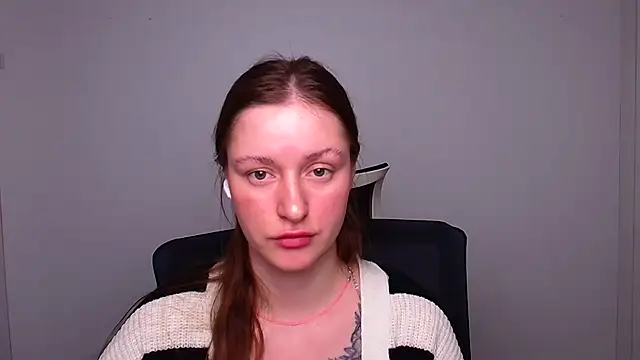 Snapshot of Fantasy_July chatting on 01/28/25, 12:32 Fantasy July online show from 01/28/25, 12:32