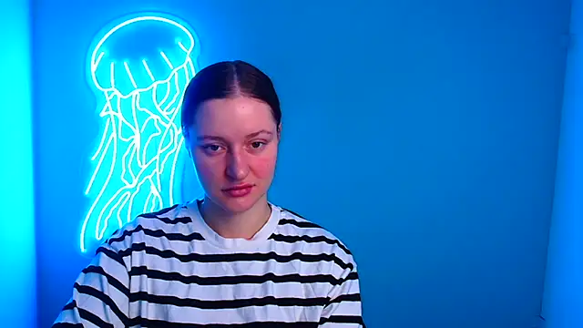 Snapshot of Fantasy_July chatting on 01/29/25, 06:54 Fantasy July online show from 01/29/25, 06:54