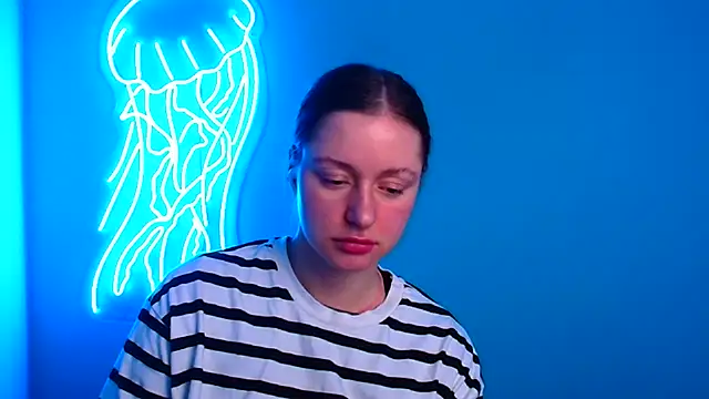 Snapshot of Fantasy_July chatting on 01/29/25, 12:56 Fantasy July online show from 01/29/25, 12:56