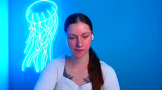 Snapshot of Fantasy_July chatting on 02/04/25, 12:55 Fantasy July online show from 02/04/25, 12:55