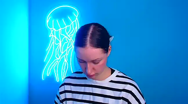 Snapshot of Fantasy_July chatting on 02/24/25, 12:48 Fantasy July online show from 02/24/25, 12:48