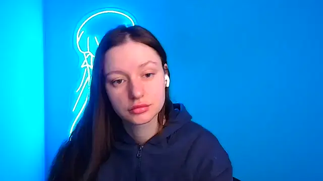 Snapshot of Fantasy_July chatting on 02/26/25, 06:37 Fantasy July online show from 02/26/25, 06:37