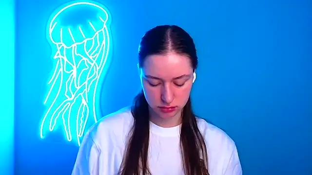 Snapshot of Fantasy_July chatting on 03/11/25, 03:34 Fantasy July online show from 03/11/25, 03:34