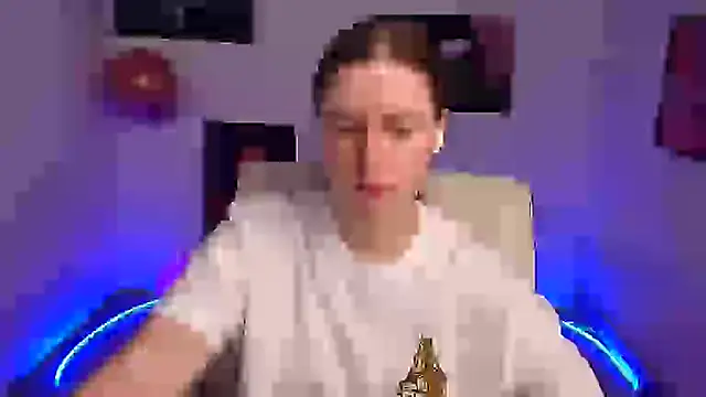 Snapshot of Fantasy_July chatting on 03/12/25, 01:19 Fantasy July online show from 03/12/25, 01:19