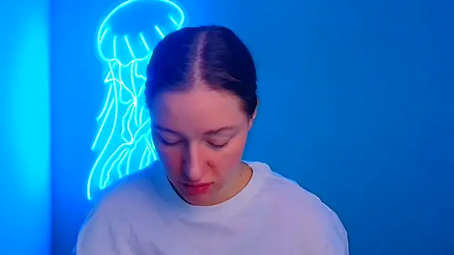 Snapshot of Fantasy_July chatting on 03/18/25, 06:46 Fantasy July online show from 03/18/25, 06:46