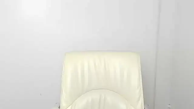 Snapshot of Fantasy_July chatting on 03/19/25, 06:46 Fantasy July online show from 03/19/25, 06:46