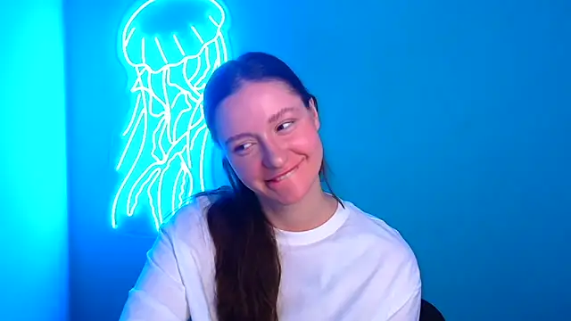 Snapshot of Fantasy_July chatting on 03/21/25, 09:34 Fantasy July online show from 03/21/25, 09:34