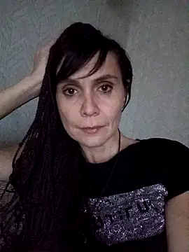 Francenia lolis online show from 12/06/24, 12:49