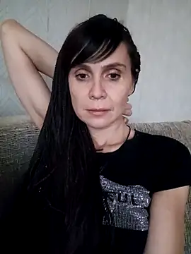 Francenia lolis online show from 12/07/24, 12:35