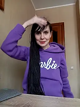 Francenia lolis online show from 12/23/24, 10:10