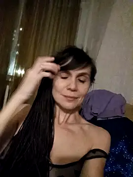 Francenia lolis online show from 01/16/25, 06:06