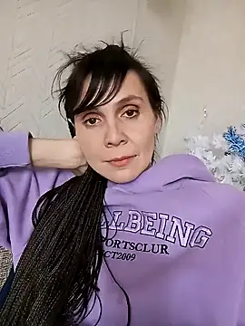 Francenia lolis online show from 01/29/25, 10:27