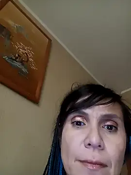 Francenia lolis online show from 10/05/25, 08:34