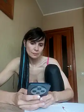 Francenia lolis online show from 05/28/26, 06:54