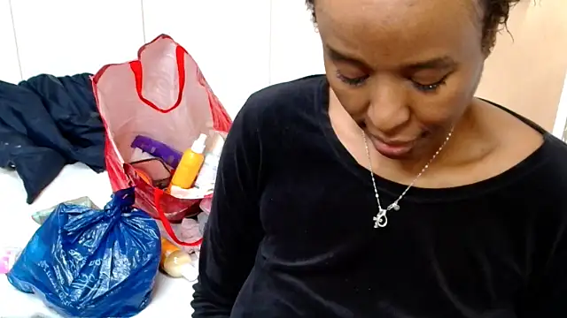 DeliciuosCindy online show from 06/13/26, 06:39