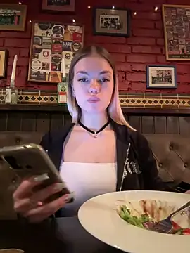 -Sexy Barbie- online show from 12/22/24, 12:05