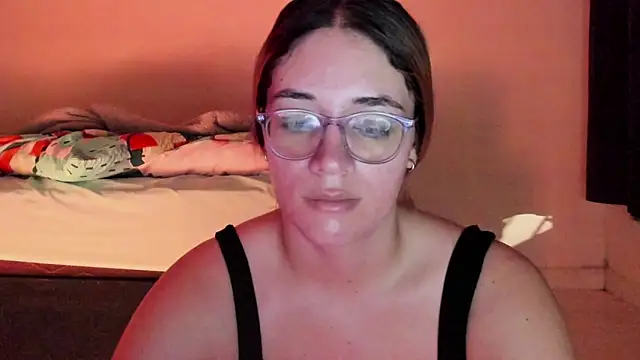 Snapshot of atenas_05_ chatting on 04/24/26, 09:34 atenas 05 online show from 04/24/26, 09:34
