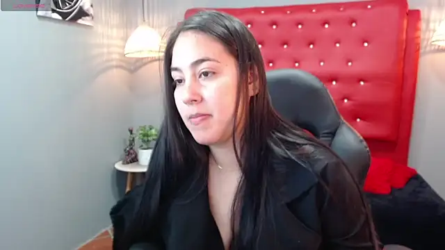 lizzaxs online show from 12/17/24, 08:10