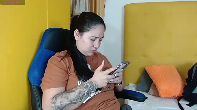 lizzaxs online show from 03/04/25, 02:10