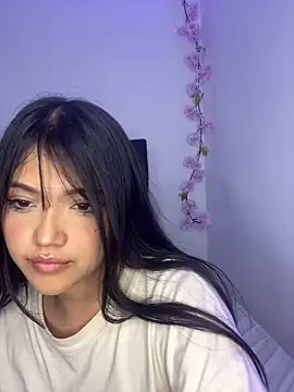 alisson carolina73 online show from 02/13/25, 12:24