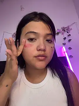 Snapshot of alisson_carolina73 chatting on 02/19/26, 01:56 alisson carolina73 online show from 02/19/26, 01:56