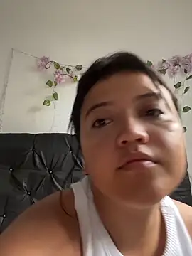 Snapshot of alisson_carolina73 chatting on 03/08/26, 07:39 alisson carolina73 online show from 03/08/26, 07:39