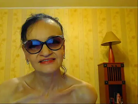 Valentina3859 online show from 02/06/25, 12:05