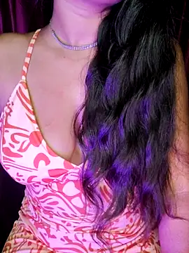 Snapshot of SexyAndHottie chatting on 09/26/25, 06:12 SexyAndHottie online show from 09/26/25, 06:12