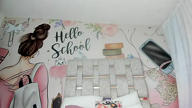 KOURTNEY-- online show from 01/25/25, 04:45