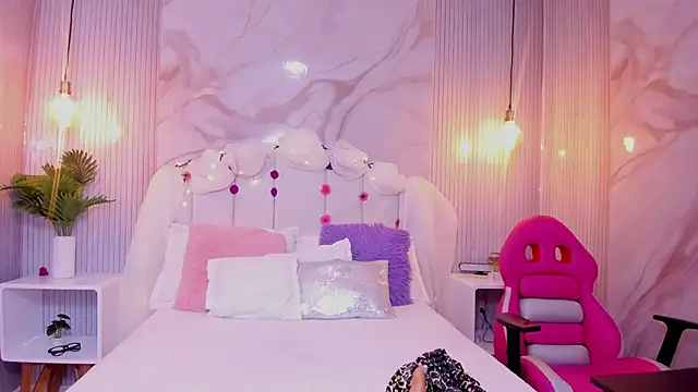 Carohorny4u online show from 09/20/25, 12:17