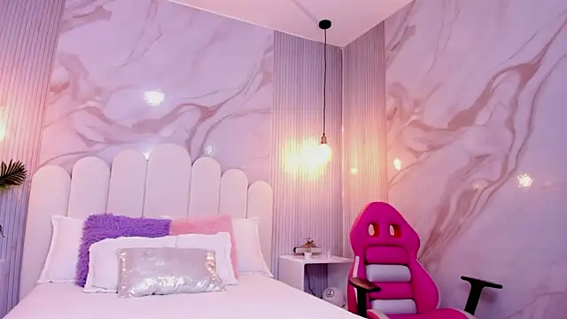 Carohorny4u online show from 10/04/25, 12:14