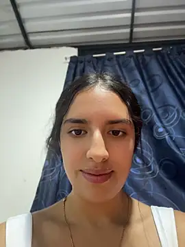 Snapshot of paulette_dupont chatting on 07/16/26, 01:22 paulette dupont online show from 07/16/26, 01:22