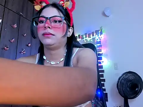  ALLYSON18  online show from 12/30/24, 11:26