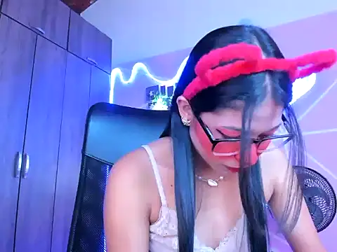  ALLYSON18  online show from 01/22/25, 11:12