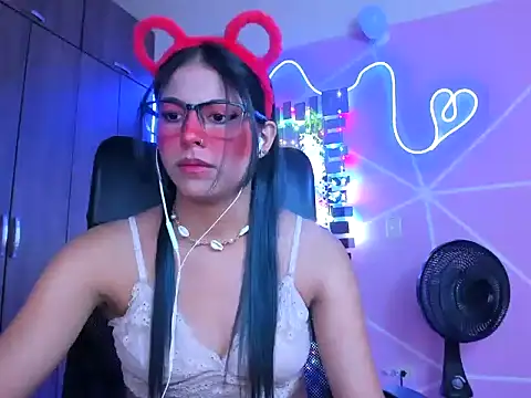  ALLYSON18  online show from 01/22/25, 02:46