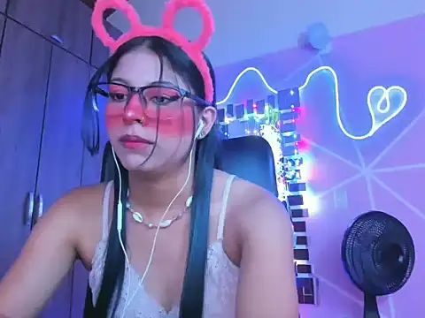  ALLYSON18  online show from 01/26/25, 11:17