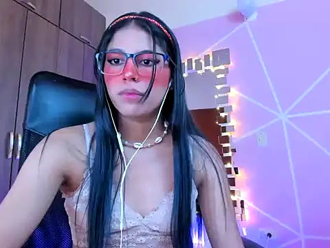  ALLYSON18  online show from 03/18/25, 02:37