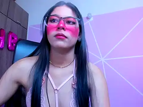 Snapshot of _ALLYSON18_ chatting on 11/15/25, 11:40 ALLYSON18 online show from 11/15/25, 11:40