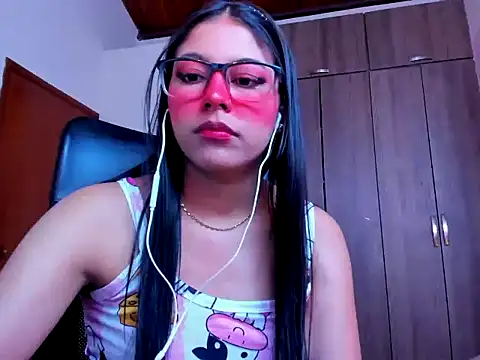  ALLYSON18  online show from 02/05/26, 11:48