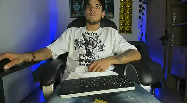 mikee scooth online show from 01/06/25, 04:26