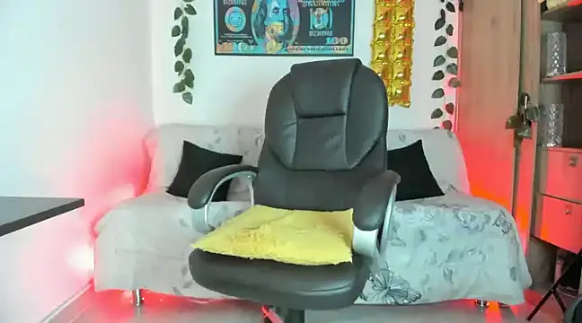 mikee scooth online show from 01/11/25, 01:06